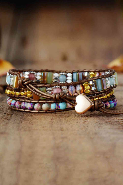 Handgefertigtes Armband mit Naturstein-Perlen