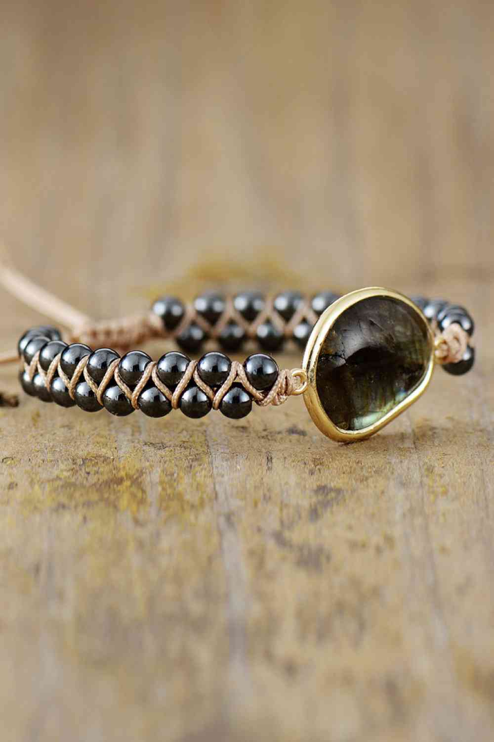 Armband mit Naturstein-Perlen