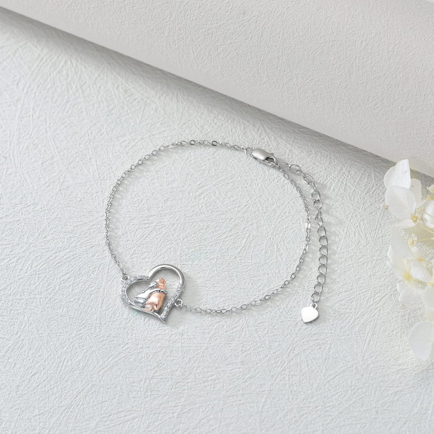 Hund Armband – Filigranes Tierarmband für Hundefreunde