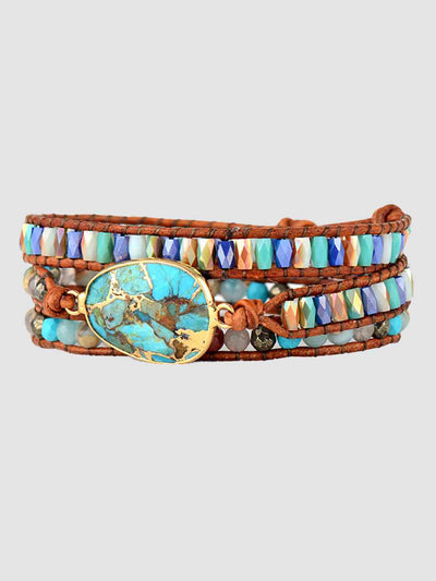 Dreilagiges Armband aus Natursteinen