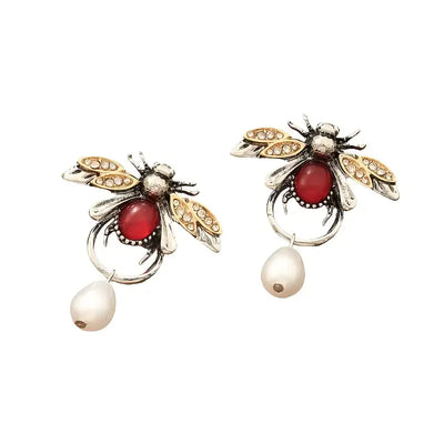 2pcs Retro Elegant Hypoallergenic Bee Pendant Earrings Accessories Suitable for Daily Wear or Parties,as Valentine's Day gift