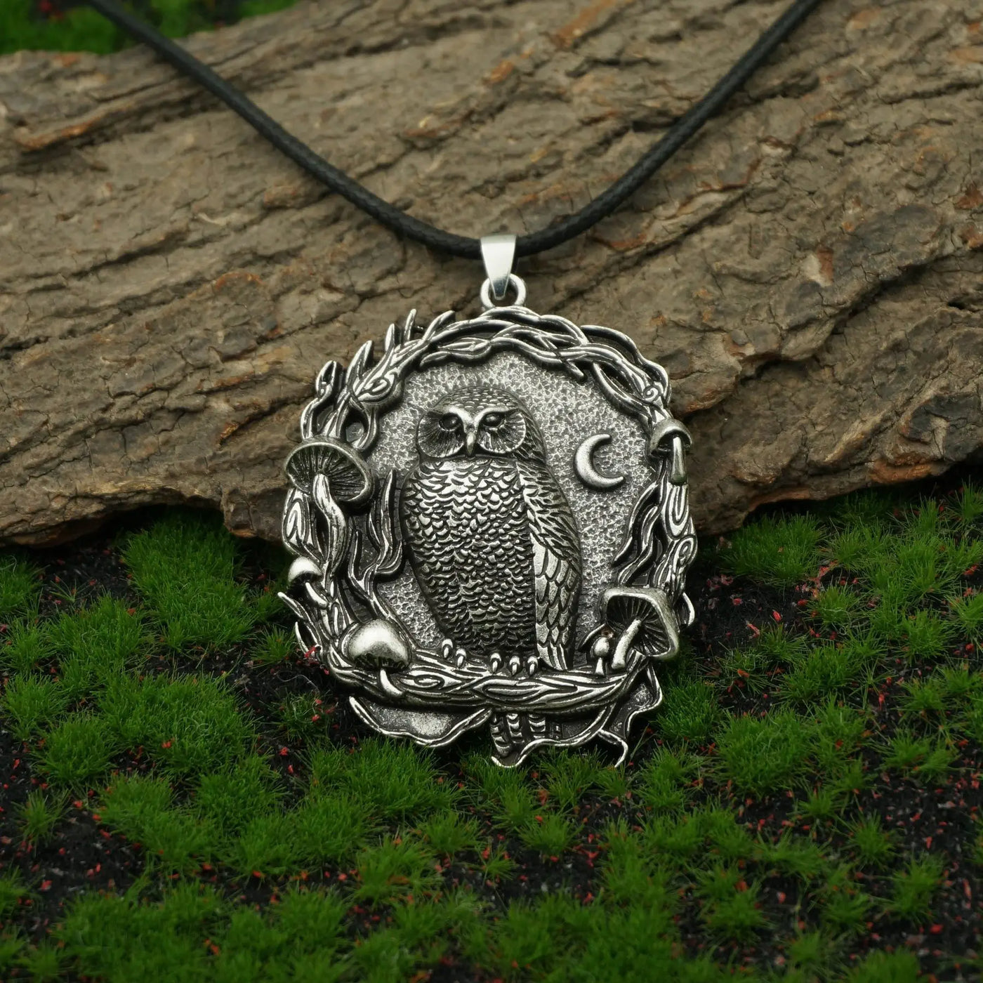 Fashion Creative Owl with Moon and Mushroom Necklace Personality Men And Women  Jewelry Party Gift