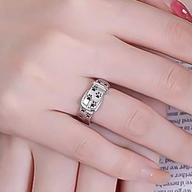 Verspielter und stilvoller Ring im Hunde-Halsband-Design