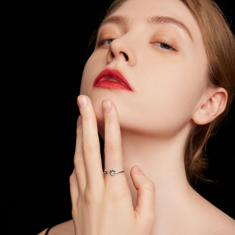 Pfotenring aus 925 Sterling Silber – Verstellbarer Ring mit Zirkonia & Emaille