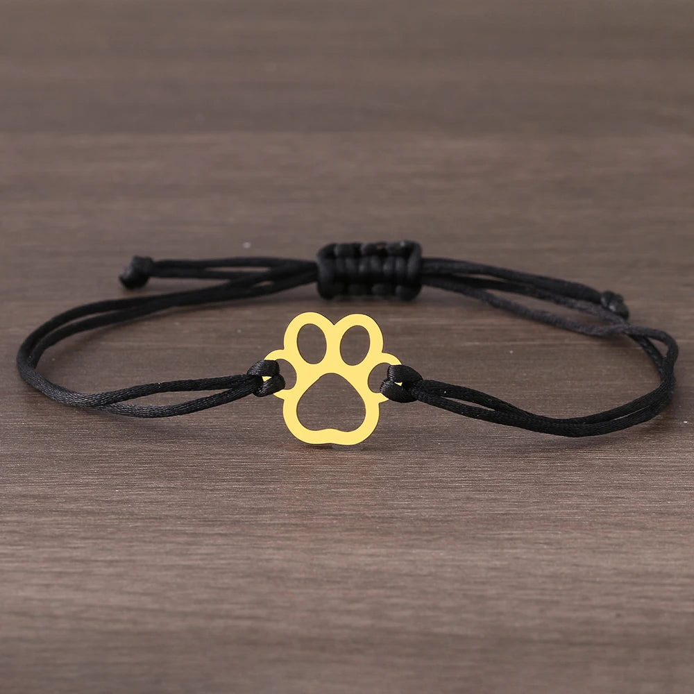 Verstellbares Pfotenarmband mit schwarzer & roter Kordel