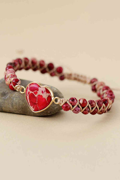Handgefertigtes Armband mit Naturstein in Herzform